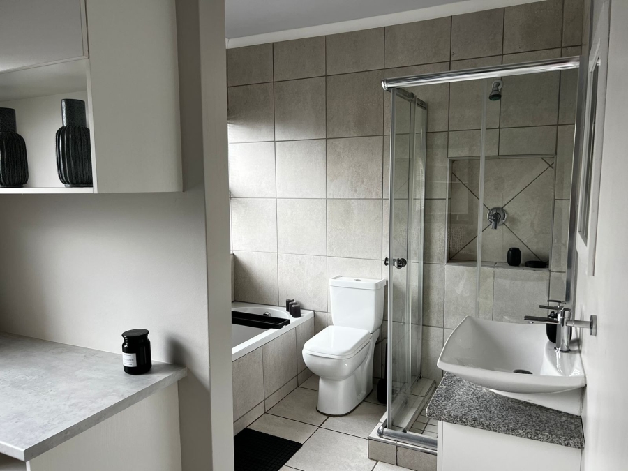 To Let 1 Bedroom Property for Rent in Mooivallei Park North West
